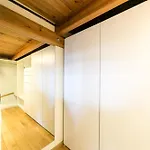 Concierge Metro Loft * Varşova
